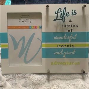 Quote picture frame